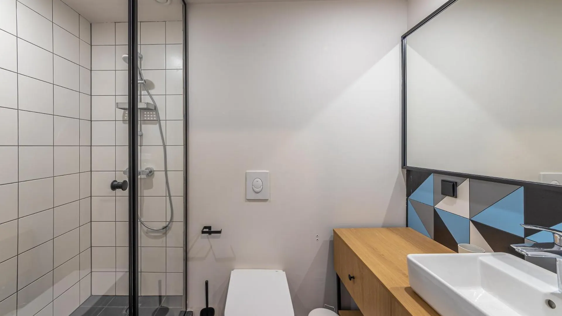 Hotel Campus 90 - Free Parking Varna 3*,