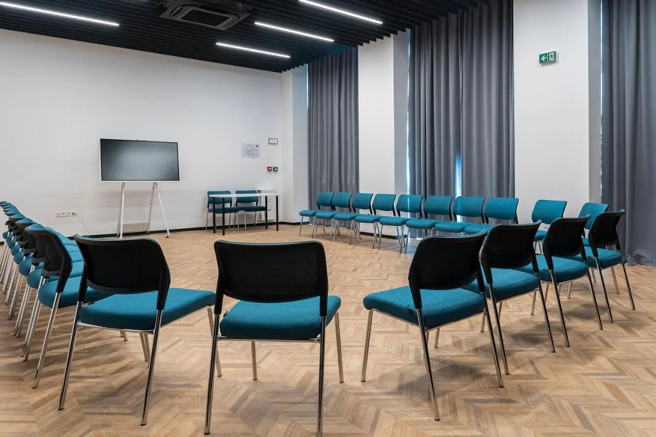 Hotel Campus 90 - Free Parking Varna 3*,